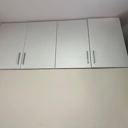Hq Apartment In Center Tirana Exteriör bild